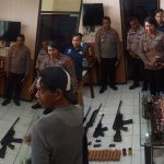 Warga Serahkan Senjata Api, Bom dan Amunisi Kepada Polres SBB