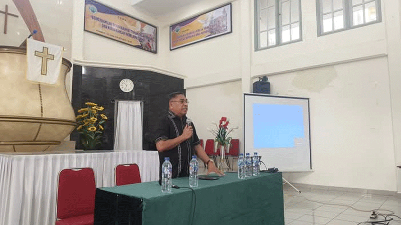Sosialisasi Literasi Digital di Jemaat GPM Sumber Kasih, Lekransy: Penting Bagi Kaum Muda