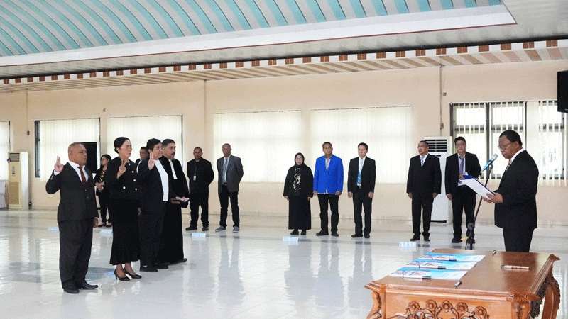 Lantik Wakil Dekan Fakultas Pertanian Unpatti, Ini Arahan Rektor