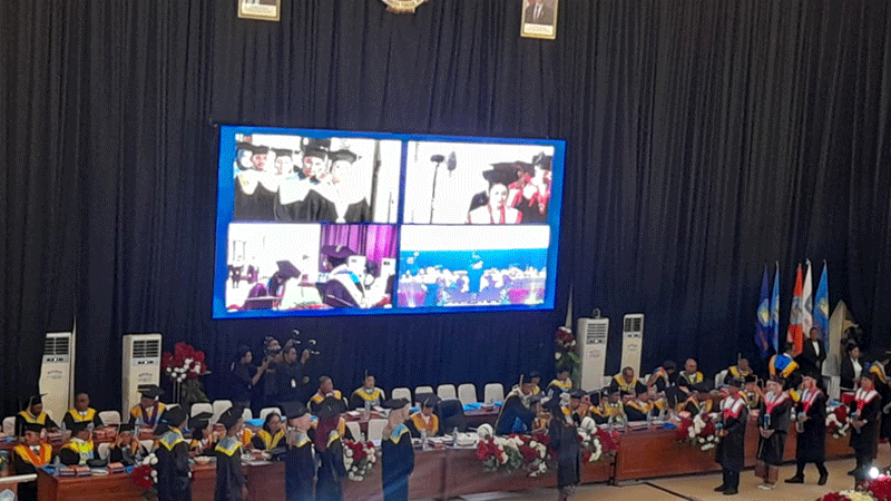 Unpatti Wisudakan 1.340 Lulusan Periode Januari 2026, Ini Pesan Penting Rektor