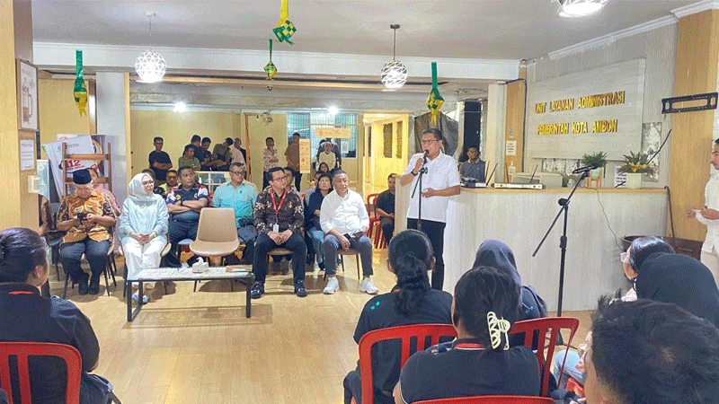 Pemkot Ambon Lepas Tenaga Kerja Alfamart untuk Pelatihan di Bali