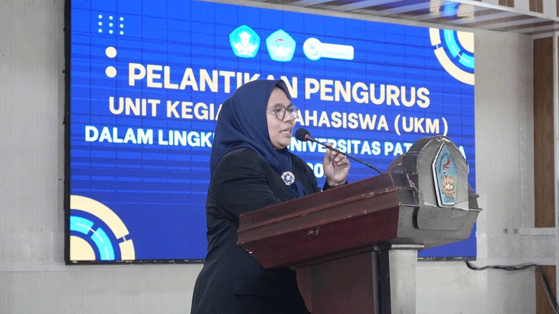 Lantik Pengurus 19 UKM Unpatti, Warek III Minta Berperan Jaga Keharmonisan Kampus