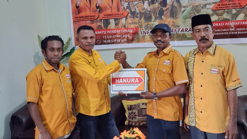 Fadli Elbetan Ambil Formulir Pendaftaran Bakal Calon Ketua DPC Hanura SBT