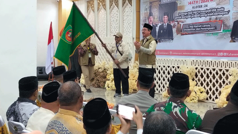 Lepas JCH Maluku, Gubernur HL Titip Empat Pesan Khusus