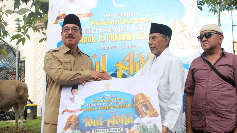Pemprov Maluku dan Presiden RI Salurkan 143 Hewan Kurban, Gubernur Harap Idul Adha Perkuat Solidaritas Sosial