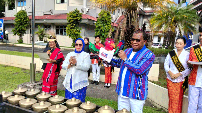 Rektor Unpatti Pimpin Upacara Hardiknas, Mendikdasmen Tetapkan 5 Strategi Utama Transformasi Pendidikan Bermutu