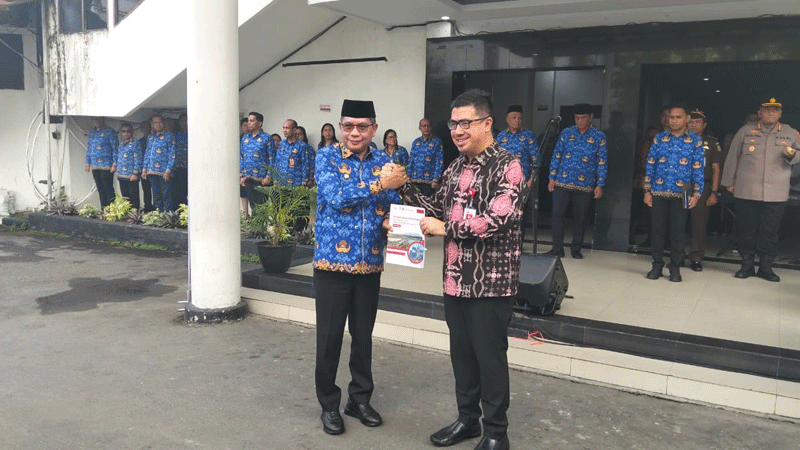 SMP dan MTs di Kota Ambon Kini Miliki Modul Literasi Keuangan, Wali Kota Instruksikan Kepsek Segera Terapkan