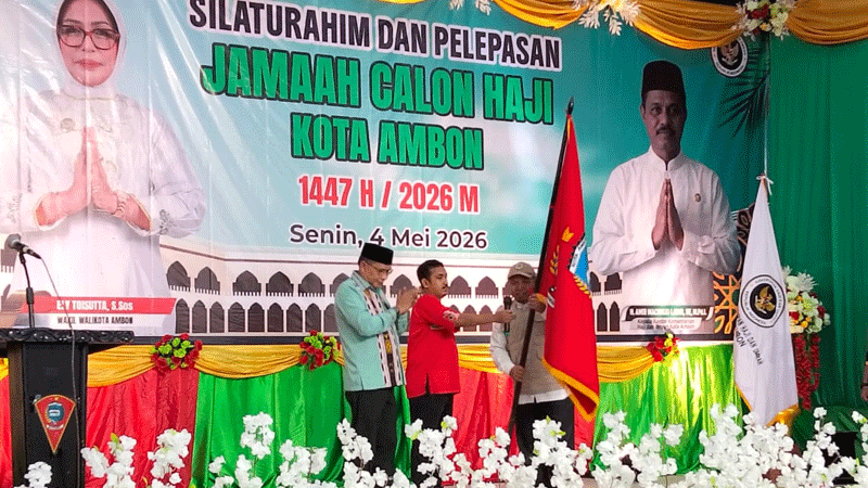 Wali Kota Ambon Lepas 461 JCH, Sampaikan Pesan: Saling Menjaga dan Membantu