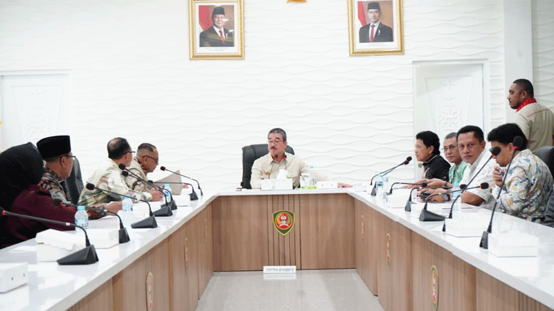 Gubernur: Tidak Ada Kompromi Untuk Yang Main Ilegal di Gunung Botak